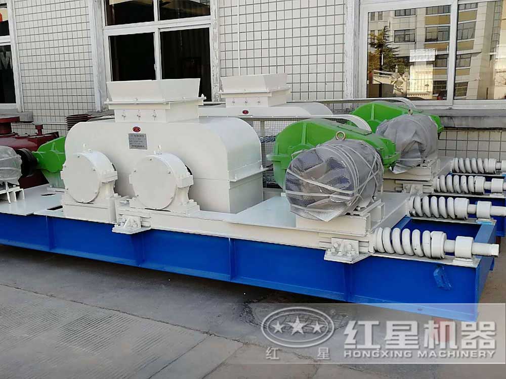四輥破碎機效能高作業(yè)、噪音小