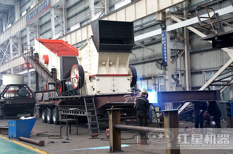 時產(chǎn)150噸建筑垃圾移動破碎機，可定制