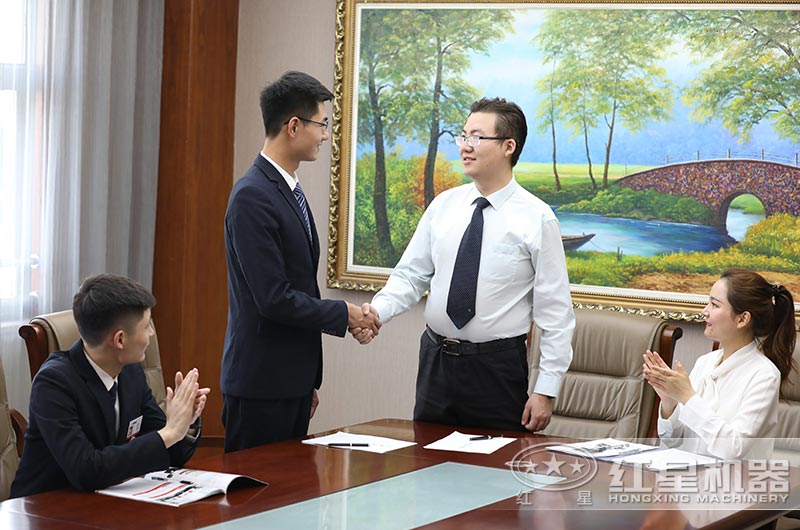 客戶來廠實地考察，簽訂合同 